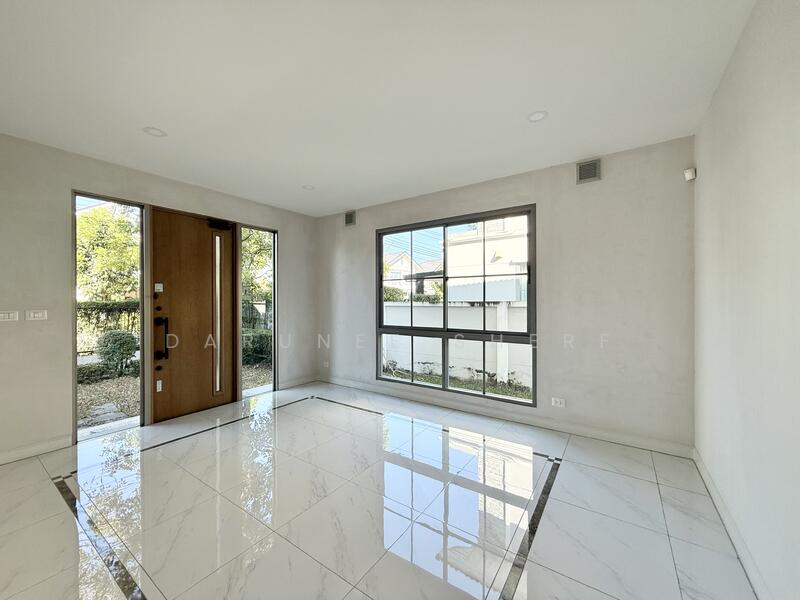 ขาย - Perfect Residence Sukhumvit 77-Suvarnabhumi : เพอร์เฟค เรสซิเดนซ์ สุขุมวิท 77-สุวรรณภูมิ, สมุทรปราการ