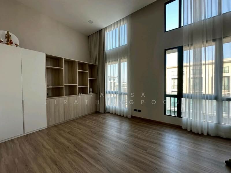 Patio Ratchayothin, Bangkok, Phahonyothin 32, Chan Kasem, Chatuchak, Bangkok, 3 Bedrooms, 267 sqm, Townhouse For Rent, by Pranisa Jirathongpoon, 500071897 - DDproperty.com