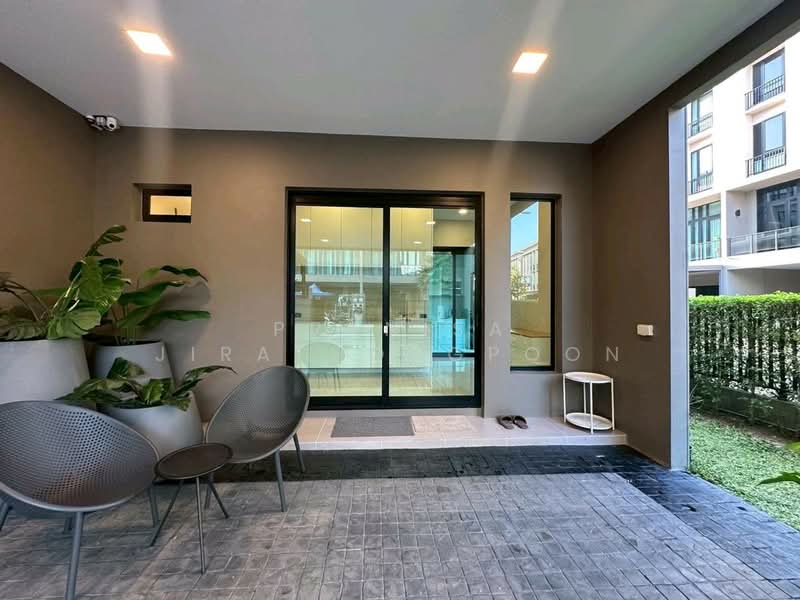 Patio Ratchayothin, Bangkok, Phahonyothin 32, Chan Kasem, Chatuchak, Bangkok, 3 Bedrooms, 267 sqm, Townhouse For Rent, by Pranisa Jirathongpoon, 500071897 - DDproperty.com