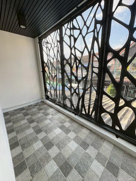 For Rent - ให้เช่าทาวน์เฮ้าส์ ซอยกำนันแม้น 13 ใกล้ BigC กัลปพฤกษ์, Bangkok