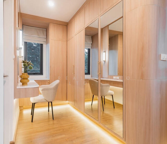 For Sale or Rent Bangkok Twin House Baan Klang Muang The Edition Prawet BRE26292, Bangkok, Prawet, Prawet, Bangkok, 4 Bedrooms, 240 sqm, Single Detached House For Sale, by Hero Realtor Co., Ltd., 500072134 - DDproperty.com