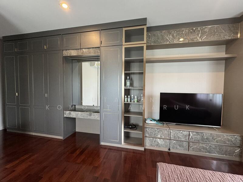 Nantawan Pinklao-Ratchapruek, Bangkok, Ratchaphruek Road, Taling Chan, Taling Chan, Bangkok, 4 Bedrooms, 564 sqm, Single Detached House For Sale, by Jutanon Komoottanaruk, 500072266 - DDproperty.com