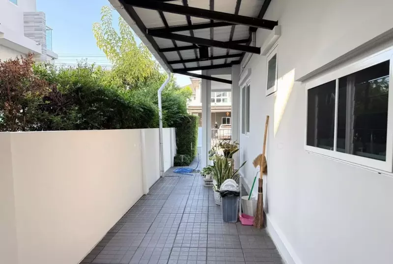 For Rent Bangkok House Manthana Onnut-Wongwaen 5 Prawet BRE26306, Bangkok, Prawet, Prawet, Bangkok, 4 Bedrooms, 185 sqm, Single Detached House For Rent, by Hero Realtor Co., Ltd., 500072336 - DDproperty.com