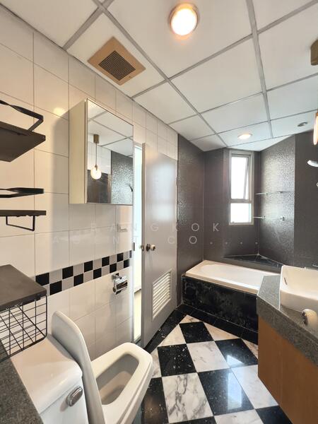 ให้เช่า - Baan Pathumwan : บ้าน ปทุมวัน คอนโดมิเนียม, กรุงเทพ