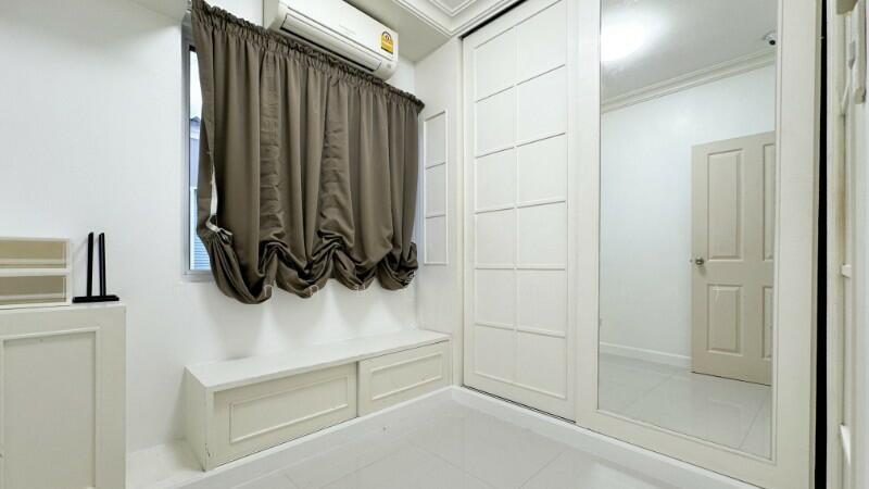 For Sale - The village Chaengwatthana-Tiwananon, Nonthaburi