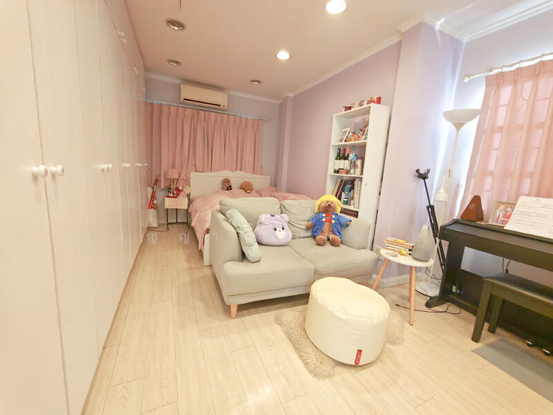 For Sale - Baan Phakamas, Bangkok