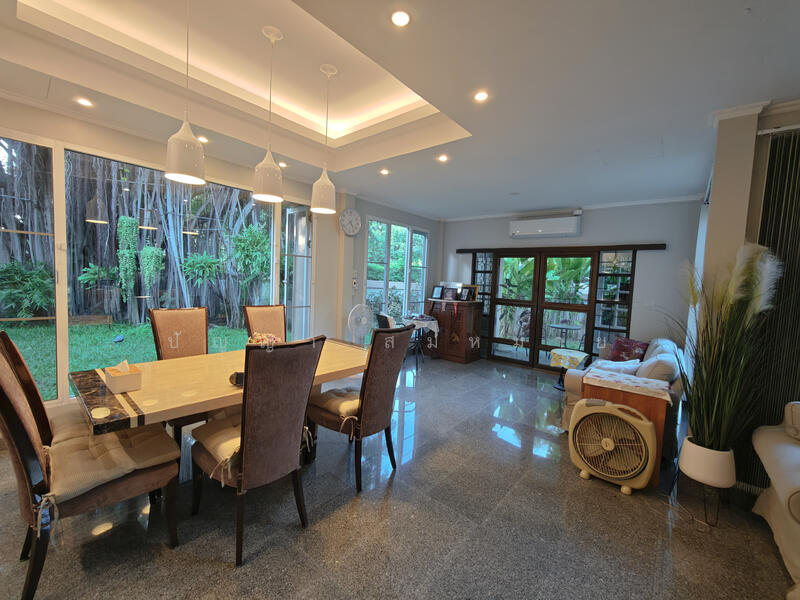 For Sale - Baan Phakamas, Bangkok