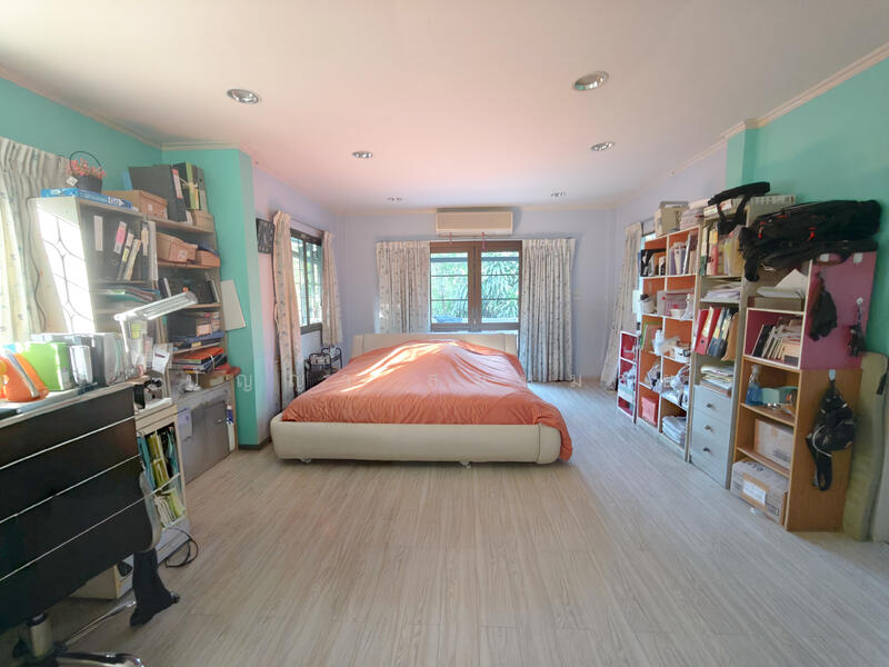 For Sale - Baan Phakamas, Bangkok