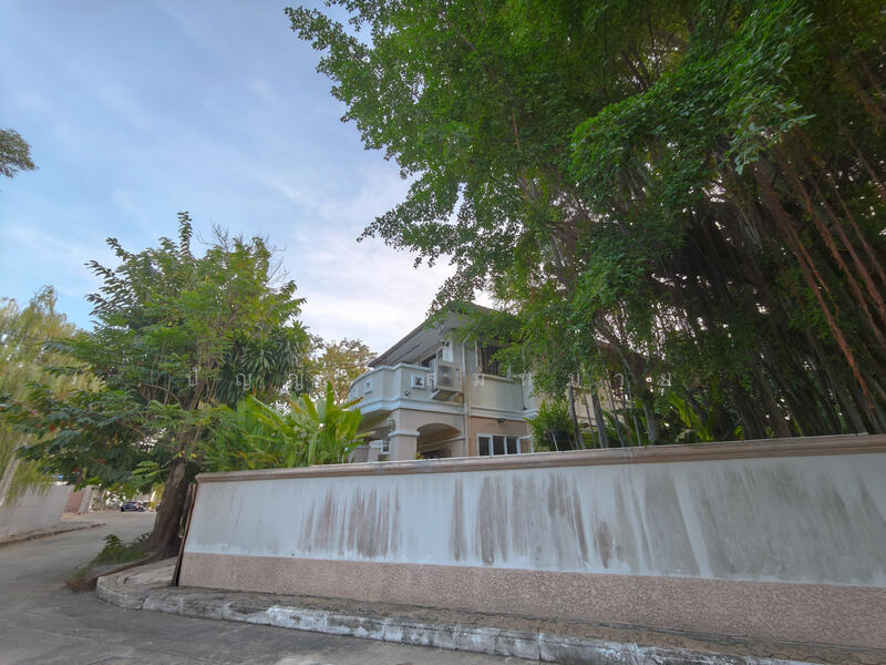 For Sale - Baan Phakamas, Bangkok