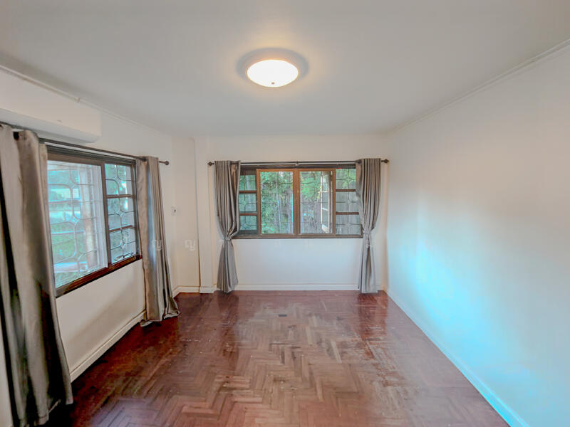 For Sale - Baan Phakamas, Bangkok