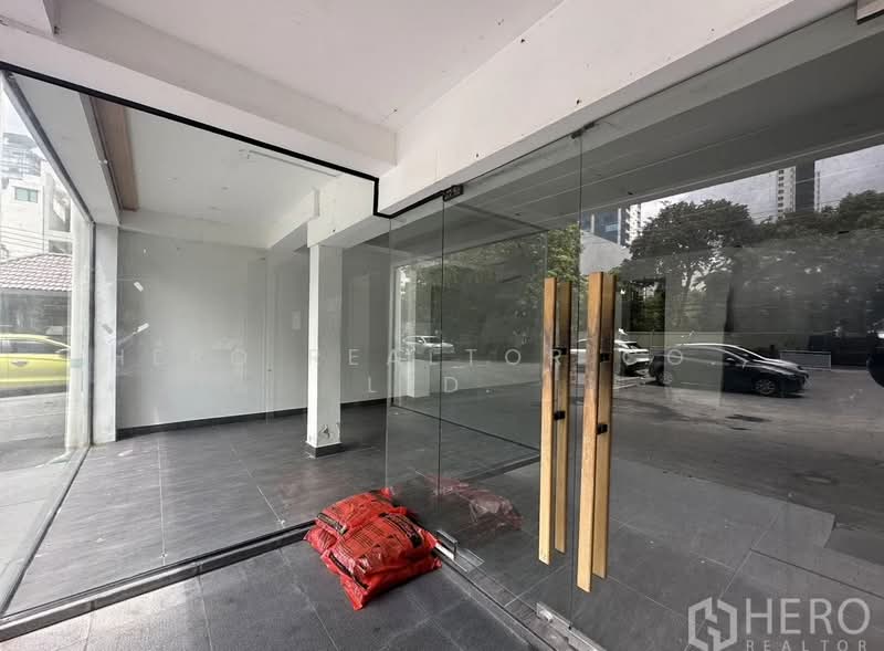For Rent Bangkok Retail Space Sukhumvit Watthana BTS Thong Lo BRE26320, Bangkok, Khlong Tan Nua, Watthana, Bangkok, , 220 sqm, Retail Space For Rent, by Hero Realtor Co., Ltd., 500072451 - DDproperty.com