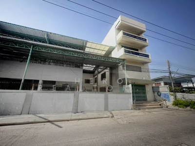 ขาย - ขายโกดังธัญบุรี พร้อมออฟฟิศ 4 ชั้น ไฟฟ้า 3 เฟส ปทุมธานี BRE26364, ปทุมธานี