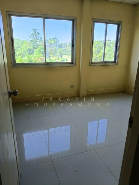 For Rent - ให้เช่าโกดัง รังสิต คลองหลวง คลอง6 ปทุมธานี พื้นที่ 1,400 ตรม พร้อม เครน 4 ตัว, Pathum Thani