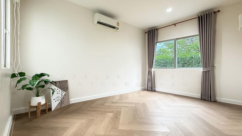 For Sale - Golden Town Onnut-Pattanakarn, Bangkok