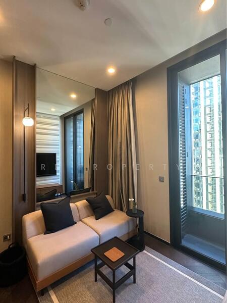 The Esse Sukhumvit 36, Bangkok, Soi Sukhumvit 36, Sukhumvit Road, Phra Kanong, Khlong Toei, Bangkok, 1 Bedroom, 38 sqm, Condo For Sale, by RE Property, 500072690 - DDproperty.com