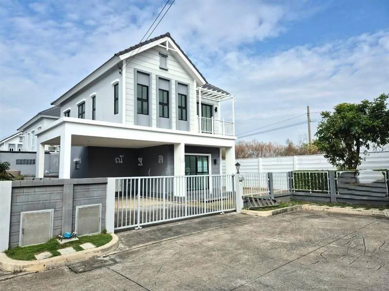 Grand Sivarom Sukhumvit-Bangpu : แกรนด์ สิวารมณ์ สุขุมวิท-บางปู, สมุทรปราการ, 989 ซอย เทศบาลบางปู 109, บางปูใหม่, เมืองสมุทรปราการ, สมุทรปราการ, 164 ตร.ม., บ้านเดี่ยว ขาย, โดย คุณ ณัฐสิน ตรีเพ็ชร (คิริน), 500072725 - DDproperty.com