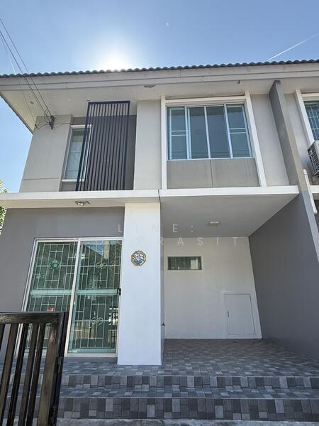 Pruksa Ville 79 Phaholyothin-Rangsit : พฤกษาวิลล์ 79 พหลโยธิน-รังสิต, ปทุมธานี, ถนนเลียบคลองเปรมประชากร, สวนพริกไทย, เมืองปทุมธานี, ปทุมธานี, 110 ตร.ม., ทาวน์เฮ้าส์ ขาย, โดย Line: mooprasit, 500072849 - DDproperty.com