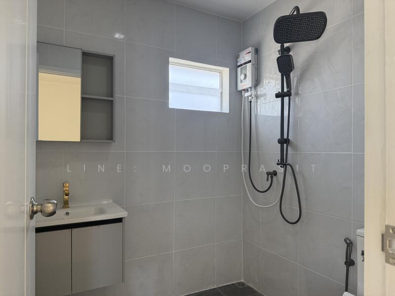 Pruksa Ville 79 Phaholyothin-Rangsit : พฤกษาวิลล์ 79 พหลโยธิน-รังสิต, ปทุมธานี, ถนนเลียบคลองเปรมประชากร, สวนพริกไทย, เมืองปทุมธานี, ปทุมธานี, 110 ตร.ม., ทาวน์เฮ้าส์ ขาย, โดย Line: mooprasit, 500072849 - DDproperty.com