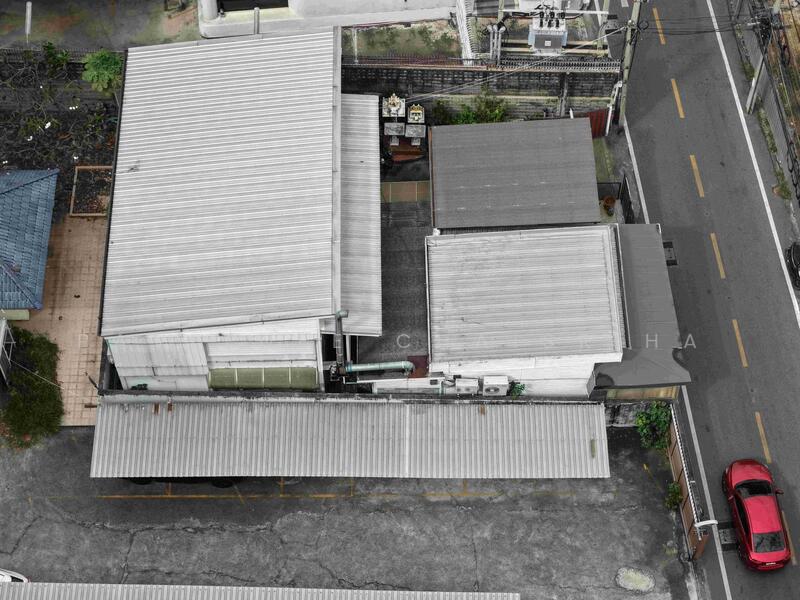 For Sale - House with Restaurant for Sale – Ekkamai, Sukhumvit 42, Bangkok