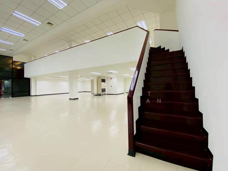 ให้เช่า - พื้นที่โชว์รูมให้เช่า ห้วยขวาง รัชดาภิเษก, กรุงเทพ