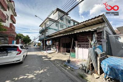 ขาย - ถนนลาดปลาเค้า76 แยก 3-2, กรุงเทพ