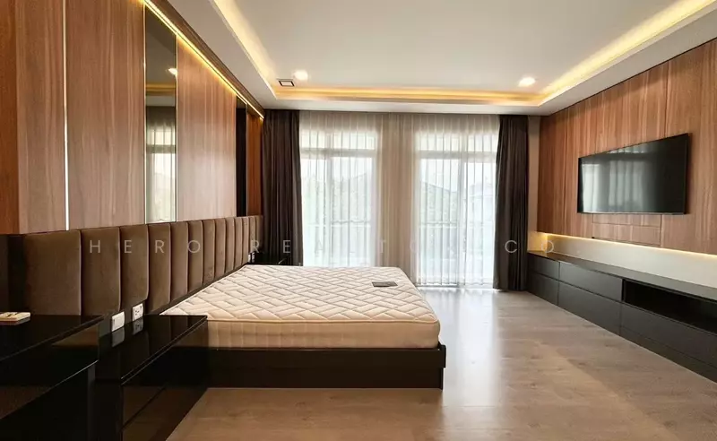 For Sale or Rent Bangkok House Mantana Bangna-Wongwaen Near Mega Bangna Prawet BRE26363, Bangkok, Prawet, Prawet, Bangkok, 4 Bedrooms, 257 sqm, Single Detached House For Sale, by Hero Realtor Co., Ltd., 500073269 - DDproperty.com