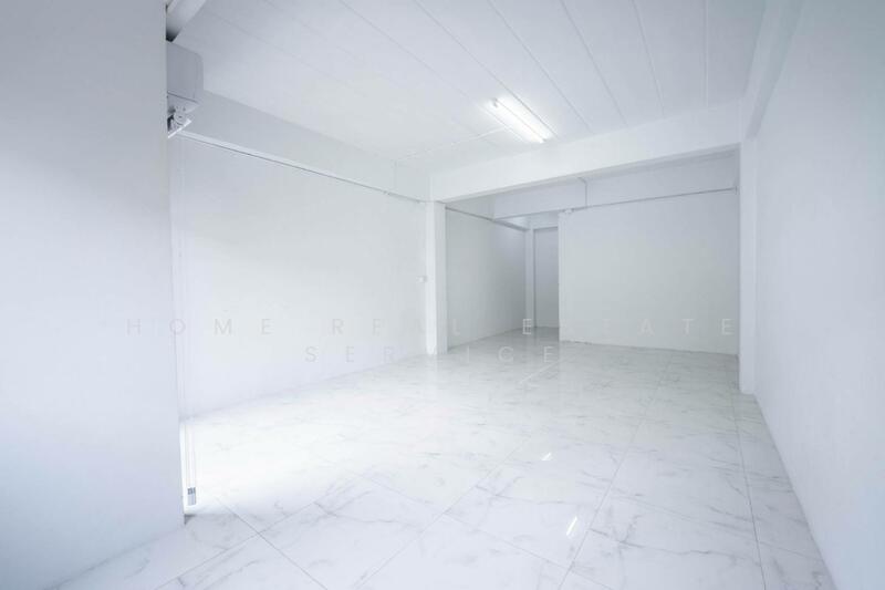 For Sale - Commercial Building Bangyai Market, Nonthaburi