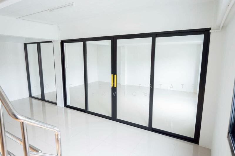 For Sale - Commercial Building Bangyai Market, Nonthaburi