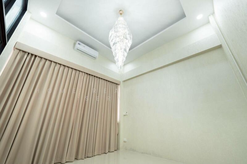 For Sale - Commercial Building Bangyai Market, Nonthaburi