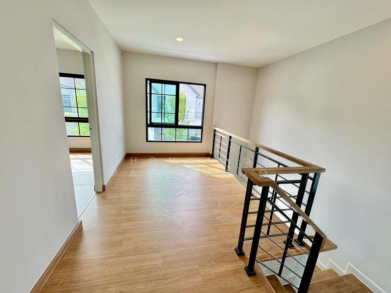 Centro Bangna, Samut Prakan, 111 Soi 3, Bang Kaeo, Bang Plee, Samut Prakan, 4 Bedrooms, 230 sqm, Single Detached House For Sale, by Chonkanok Panraenoo, 500073335 - DDproperty.com