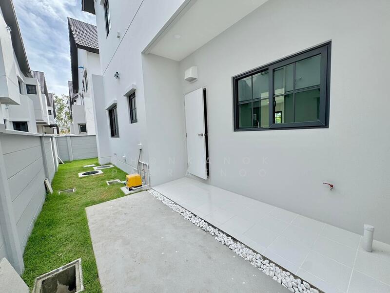 Centro Bangna : เซนโทร บางนา, สมุทรปราการ, 111 ซอย3, บางแก้ว, บางพลี, สมุทรปราการ, 230 ตร.ม., บ้านเดี่ยว ขาย, โดย Chonkanok Panraenoo, 500073335 - DDproperty.com