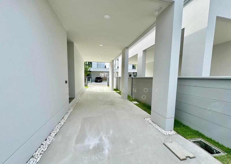 Centro Bangna, Samut Prakan, 111 Soi 3, Bang Kaeo, Bang Plee, Samut Prakan, 4 Bedrooms, 230 sqm, Single Detached House For Sale, by Chonkanok Panraenoo, 500073335 - DDproperty.com