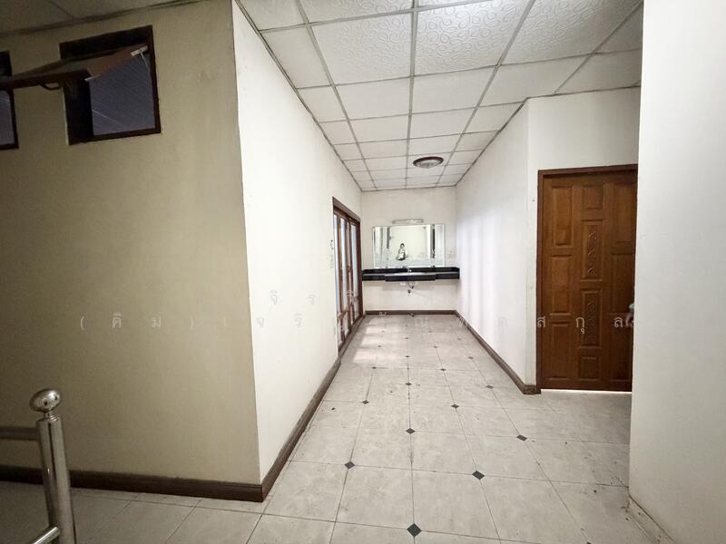 ขาย - ตึกแถว 2 คู่หา ใกล้ วัดบวร ถนนข้าวสาร เหมาะทำ Hostel, กรุงเทพ