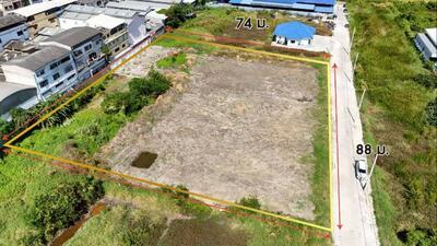 ขาย - ที่ดิน 4 ไร่ ซอย เทียนทะเล 26 - บางขุนเทียน ทำเลดีมาก เข้าซอยเพียง 400 เมตร, กรุงเทพ