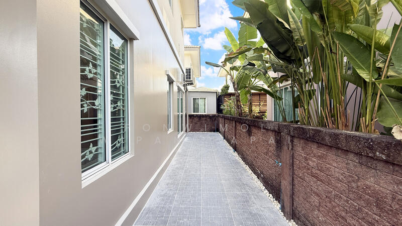 Passorn Prestiege Luxe Pattanakarn, Bangkok, Phatthanakan Road, Suan Luang, Suan Luang, Bangkok, 3 Bedrooms, 160 sqm, Single Detached House For Rent, by Ponwimol Wipanarapai, 500073530 - DDproperty.com