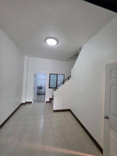 ให้เช่า - เดอะวิลเลจ, กรุงเทพ