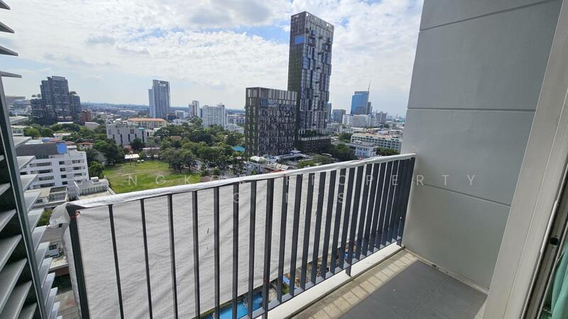 Siri At Sukhumvit, Bangkok, 902 Sukhumvit Road, Phra Kanong, Khlong Toei, Bangkok, 2 Bedrooms, 69 sqm, Condo For Rent, by BANGKOK PROPERTY AGENTS, 500073890 - DDproperty.com