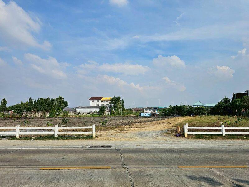 ขาย - ขาย ที่ดิน 5 ไร่ 1 งาน 12 ตารางวา ติดถนนบางบอน 5 สายเดิม ติดโรงเรียนสารสาสน์วิเทศหนองแขม, กรุงเทพ