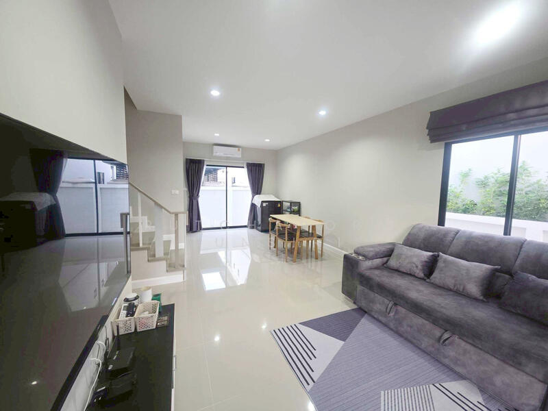 ให้เช่า - บ้านในโครงการ ให้เช่าเดือนละ 20,000 บาท ใกล้วิทยาลัยเทคนิคสารภีเพียง 5 นาที No.15H789, เชียงใหม่