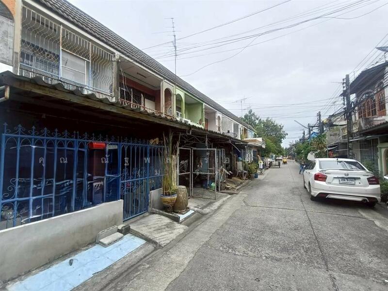 For Sale - ทาวน์เฮ้าส์ 2 ชั้น 21.6 ตร.ว. ทาวน์เฮ้าส์ ซอยนรราชอุทิศ4, Samut Sakhon