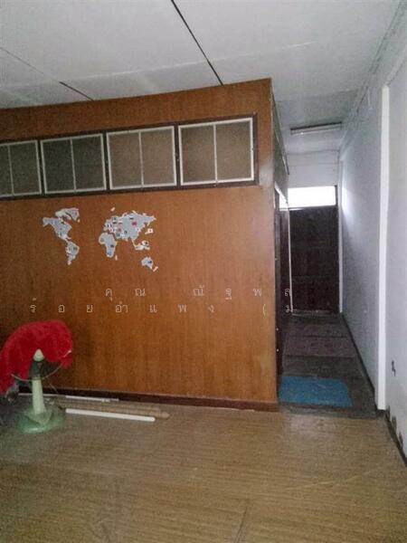 For Sale - ทาวน์เฮ้าส์ 2 ชั้น 21.6 ตร.ว. ทาวน์เฮ้าส์ ซอยนรราชอุทิศ4, Samut Sakhon