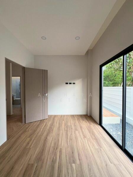 ขาย - บ้านเดี่ยวดีไซน์ทันสมัย ใจกลางเมืองกระบี่, กระบี่