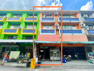 ขาย - ขาย อาคารพาณิชย์ 3.5 ชั้น หมู่บ้าน ทิพย์มณฑล ซ.บรมราชชนนี 64, กรุงเทพ