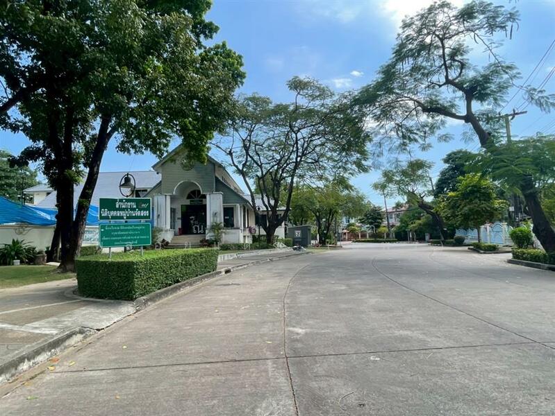 Manthana Phraya Suren, Bangkok, Phraya Suren 26 Alley, Bang Chun, Khlong Sam Wa, Bangkok, 5 Bedrooms, 450 sqm, Single Detached House For Sale, by คุณ สุภัตรา พลอยแดง (แพร), 500074484 - DDproperty.com