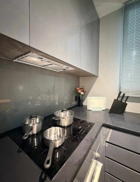 Tait Sathorn 12, Bangkok, Soi Sathorn 12, Sathorn Road, Silom, Bang Rak, Bangkok, 2 Bedrooms, 71 sqm, Condo For Rent, by Hathairat Rookphan , 500074528 - DDproperty.com