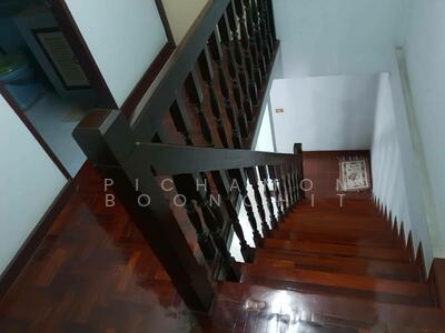 ขาย - ทาวน์เฮ้าส์ 2-ห้องนอน, กรุงเทพ