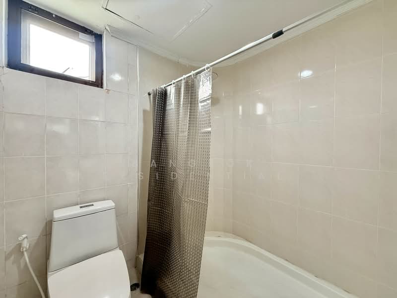 Charan Tower Residences by Aspira, Bangkok, 19 Soi Sukhumvit 43, Khlong Tan Nua, Watthana, Bangkok, 4 Bedrooms, 385 sqm, Apartment For Rent, by Bangkok Residential, 500074601 - DDproperty.com