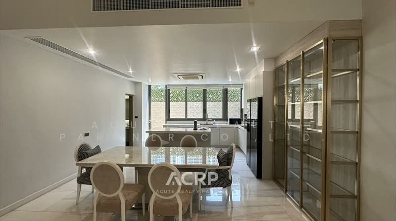 Quarter 39, Bangkok, 138 Soi Sukhumvit 39, Khlong Tan Nua, Watthana, Bangkok, 4 Bedrooms, 500 sqm, Townhouse For Rent, by Acute Realty Partner Co.,Ltd., 500074608 - DDproperty.com