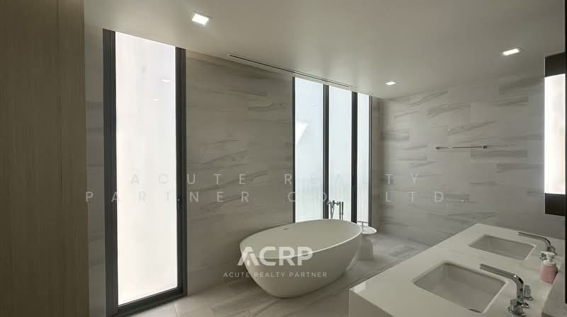 Quarter 39, Bangkok, 138 Soi Sukhumvit 39, Khlong Tan Nua, Watthana, Bangkok, 4 Bedrooms, 500 sqm, Townhouse For Rent, by Acute Realty Partner Co.,Ltd., 500074608 - DDproperty.com