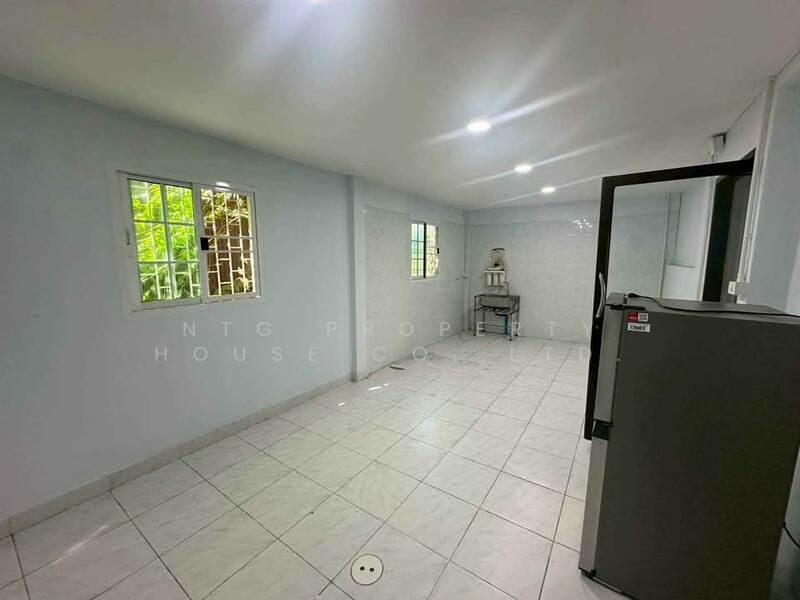 NG136 ให้เช่าโฮมออฟฟิศ 4 ชั้น 300 ตร.ม. พร้อมใช้งานได้ทั้งอยู่อาศัยและทำธุรกิจ ลาดพร้าว 80, กรุงเทพ, ลาดพร้าว 80, วังทองหลาง, กรุงเทพ, 300 ตร.ม., ทาวน์เฮ้าส์ ให้เช่า, โดย NTG Property House Co.,Ltd., 500074703 - DDproperty.com